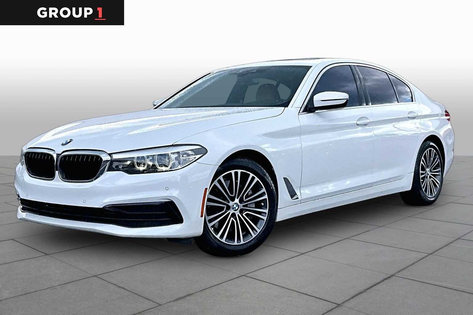 2019 BMW 5 Series 530i Sedan's photo
