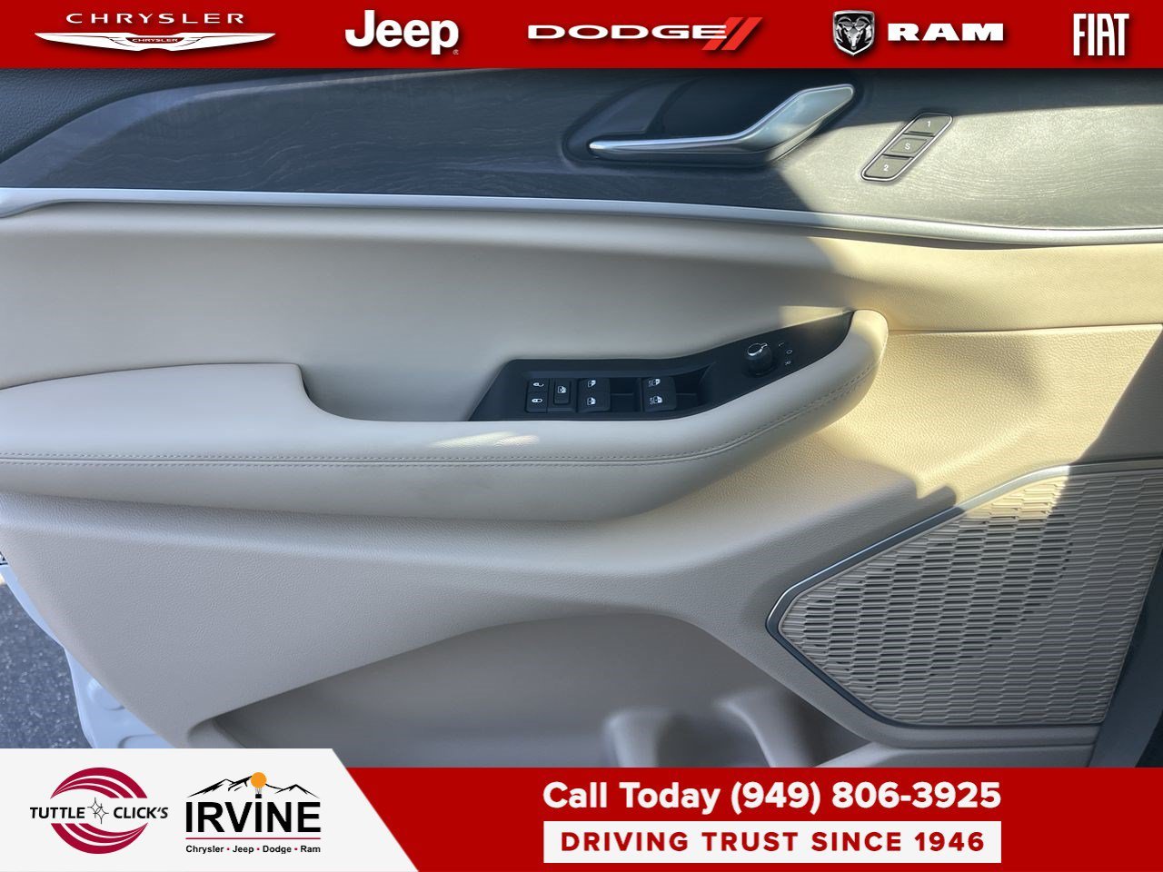 New 2026 Bright White Clear-Coat Exterior Paint Jeep Limited image 20
