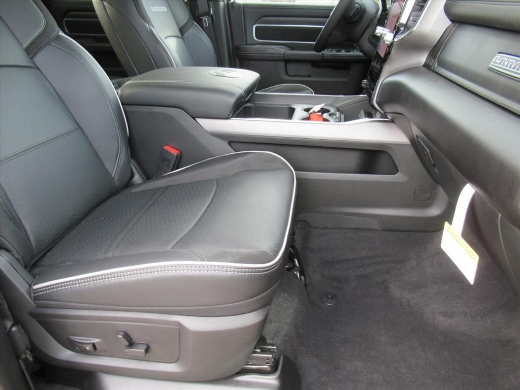 2026 RAM 2500 Laramie - Photo 12