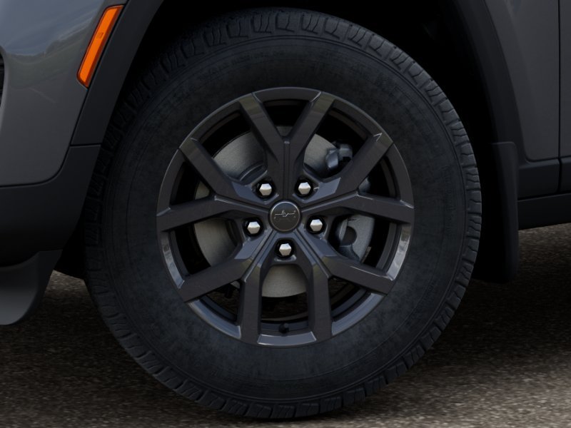 New 2027 Sting-Gray Clear-Coat Paint Jeep Laredo X image 8