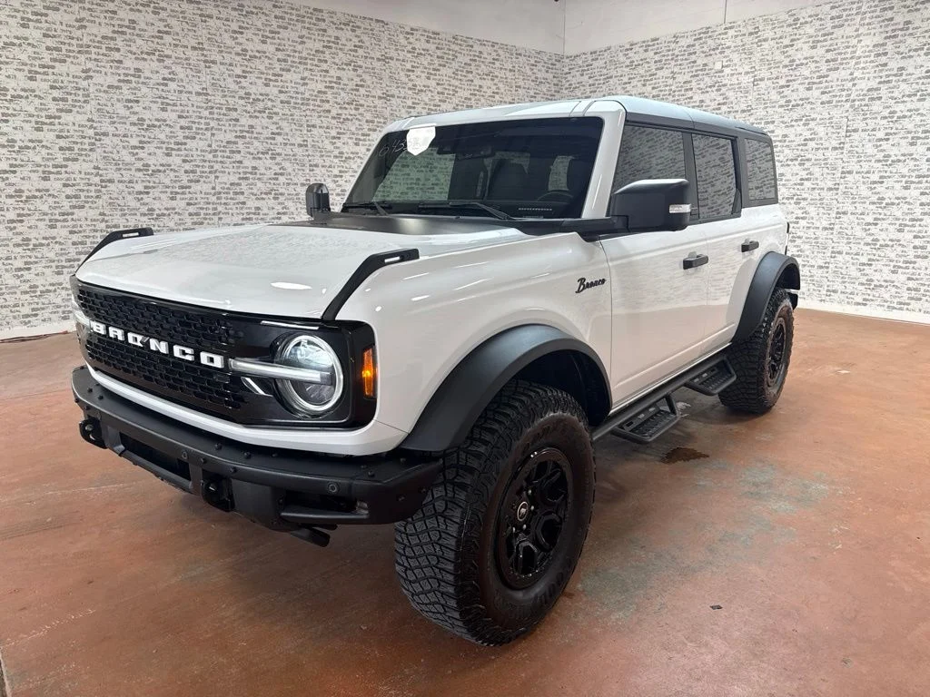 Used 2024 White Ford Wildtrak image 3