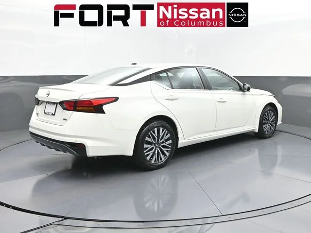 New 2026 Pearl White TriCoat Nissan SV image 3