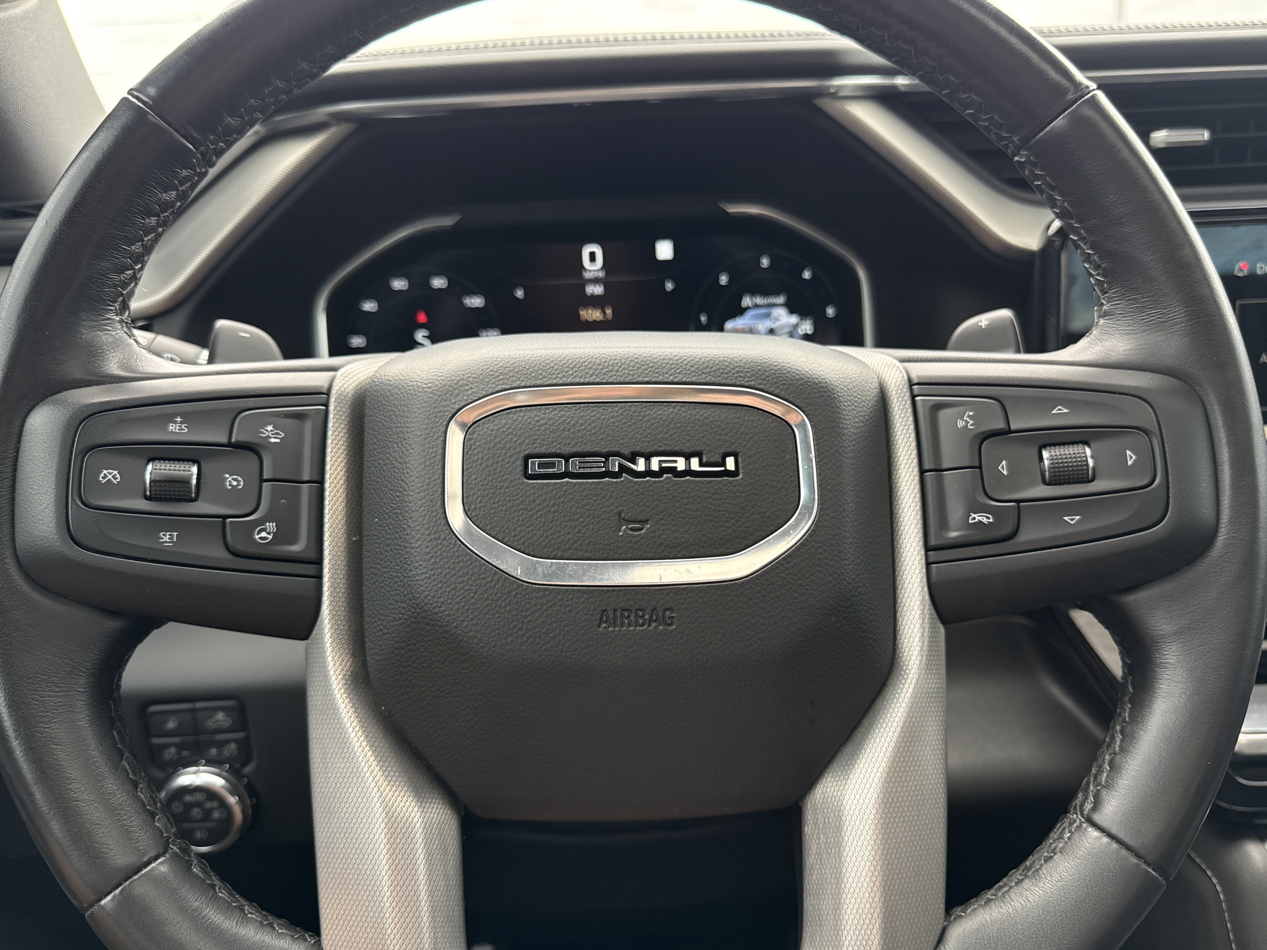 Used 2023 Onyx Black GMC Denali 4WD image 23