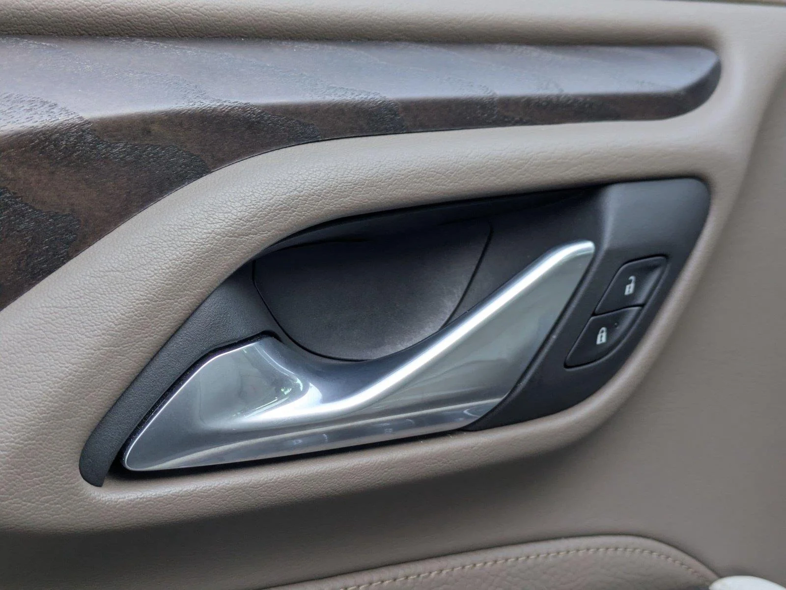 Used 2024 Midnight Blue Metallic GMC Denali image 14