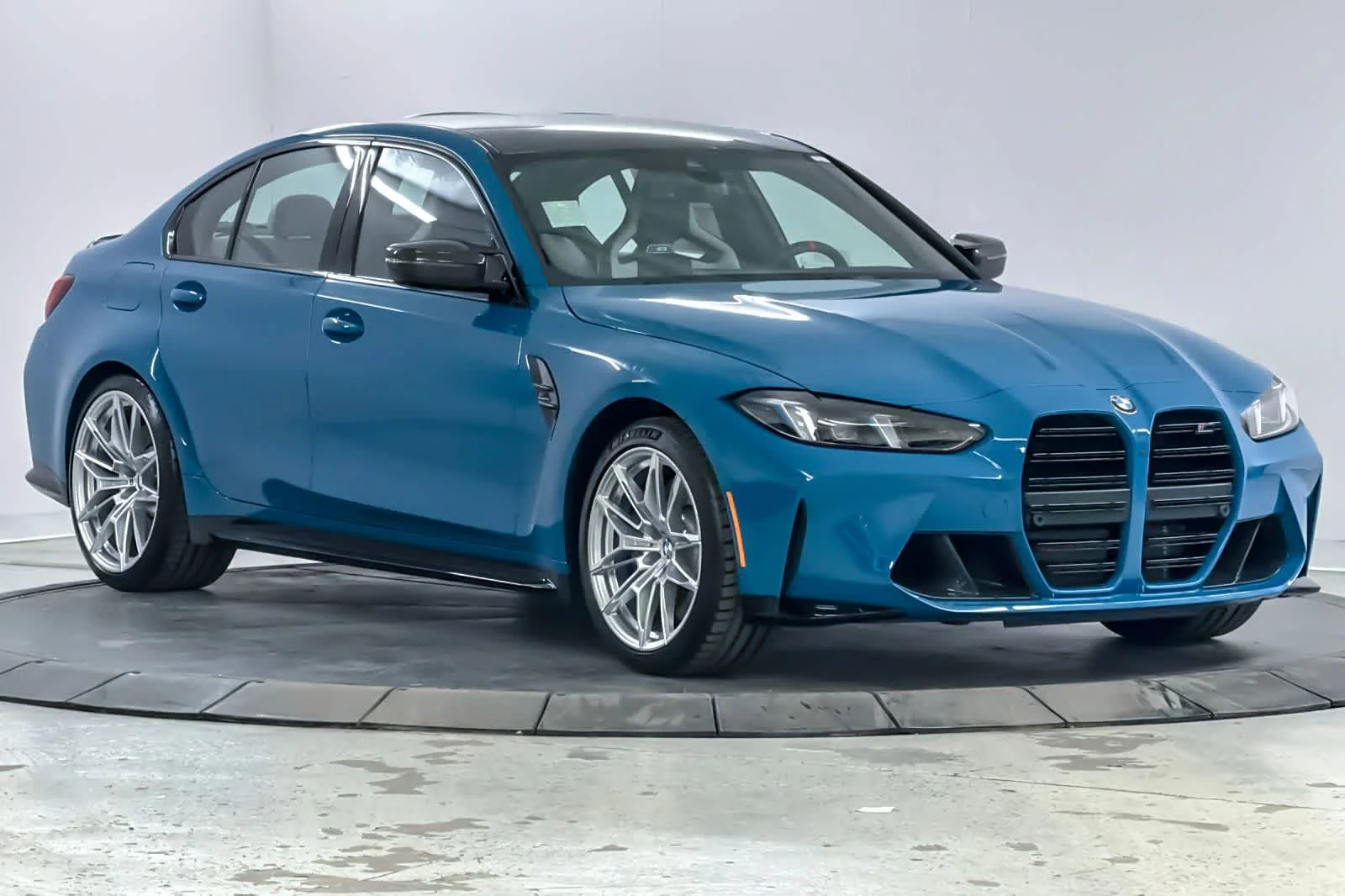 New 2026 Special Order Color BMW Competition xDrive image 9