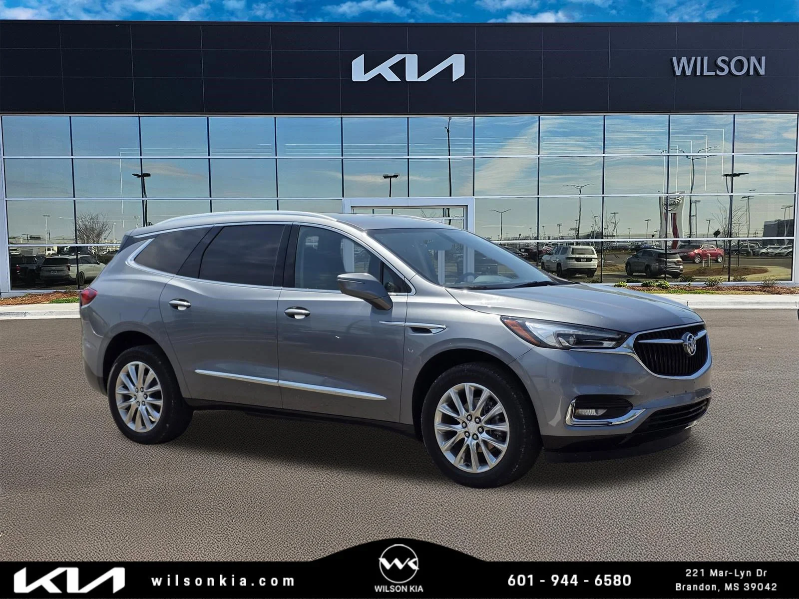 2021 Buick Enclave Essence's photo