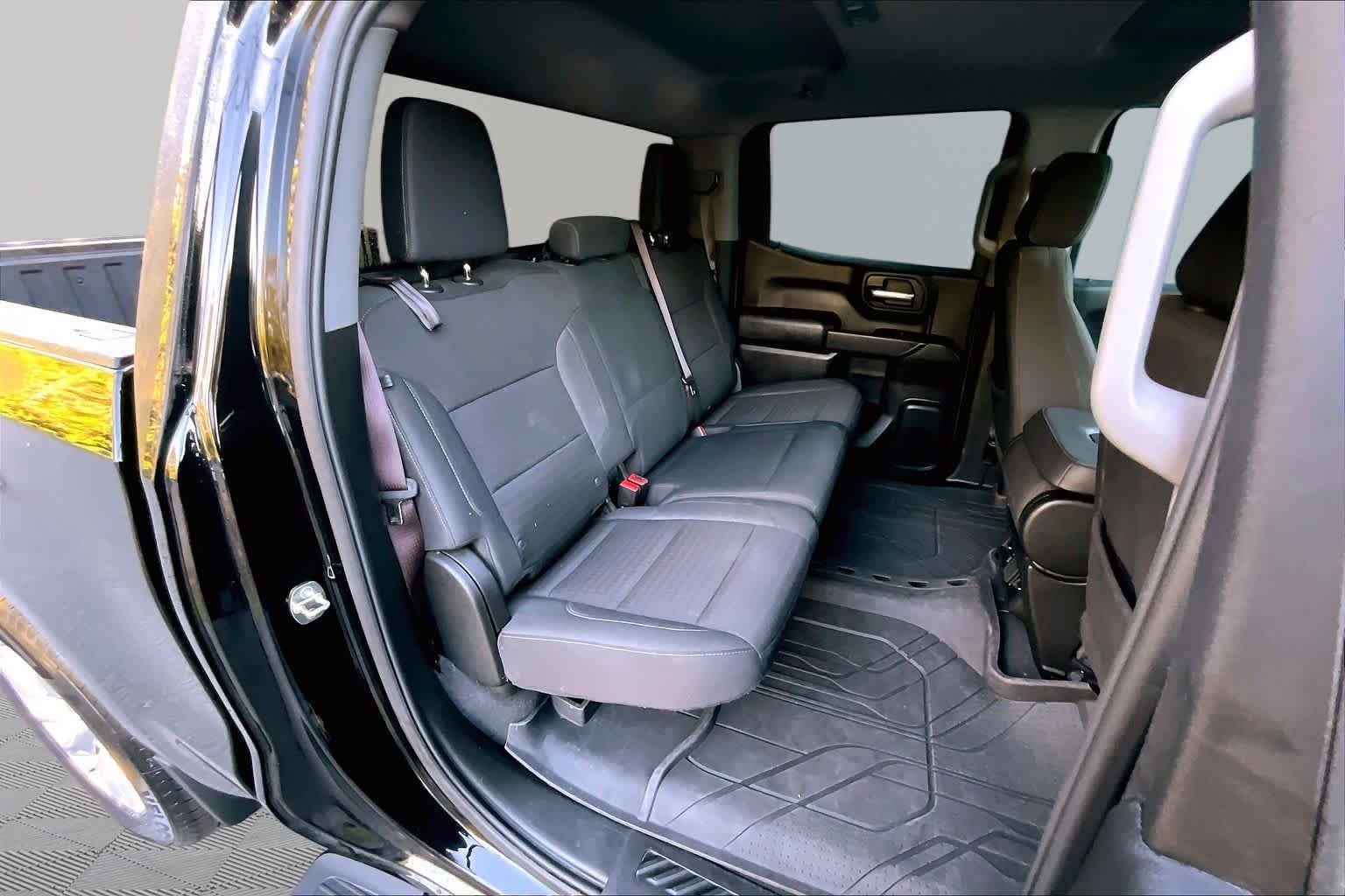 Used 2023 Black Chevrolet Custom image 20