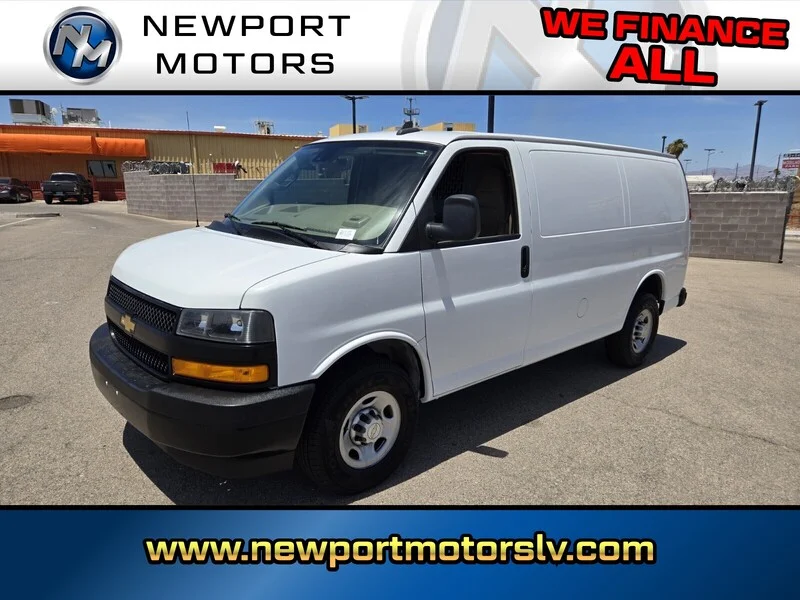 2021 Chevrolet Express 3500 Work Van HD's photo