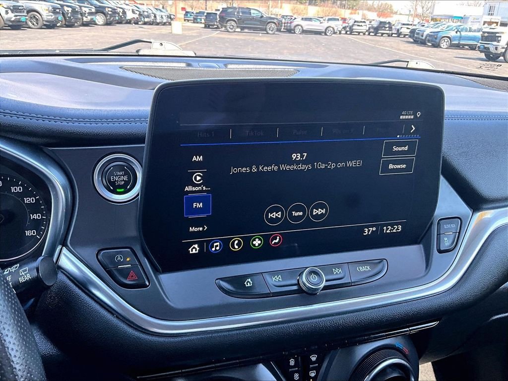 Used 2023 White Chevrolet LT image 26