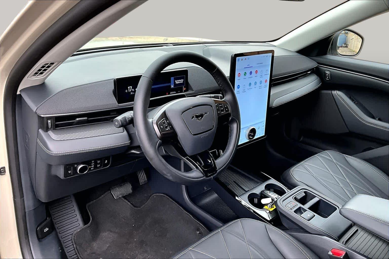 Used 2025 Desert Sand Ford Select image 20