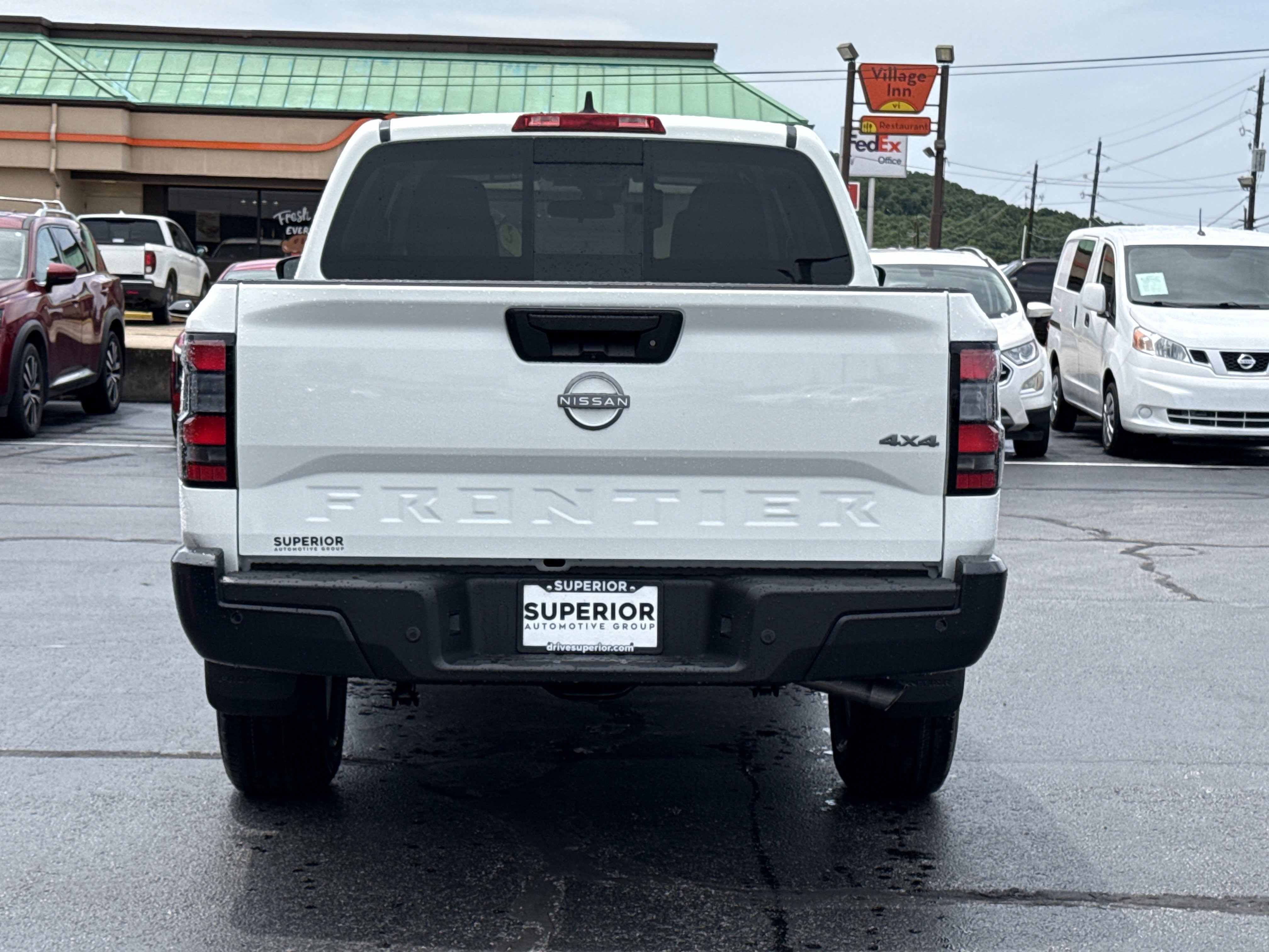 New 2026 Glacier White Nissan Crew Cab S image 4