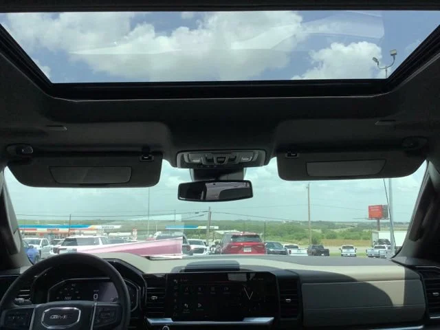 2026 GMC Sierra 1500 SLT - Photo 22