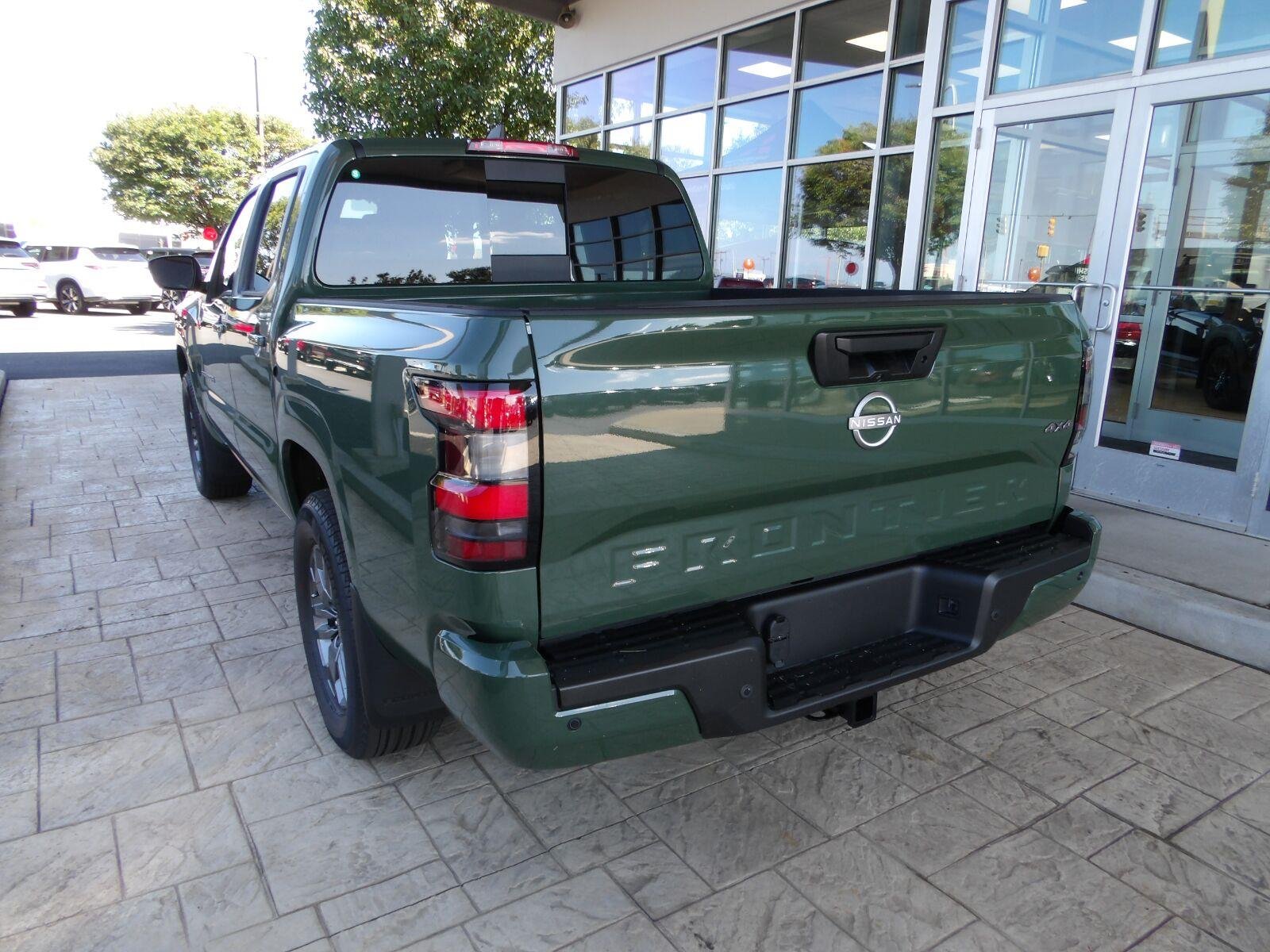 New 2027 Tactical Green Metallic Nissan SV image 5