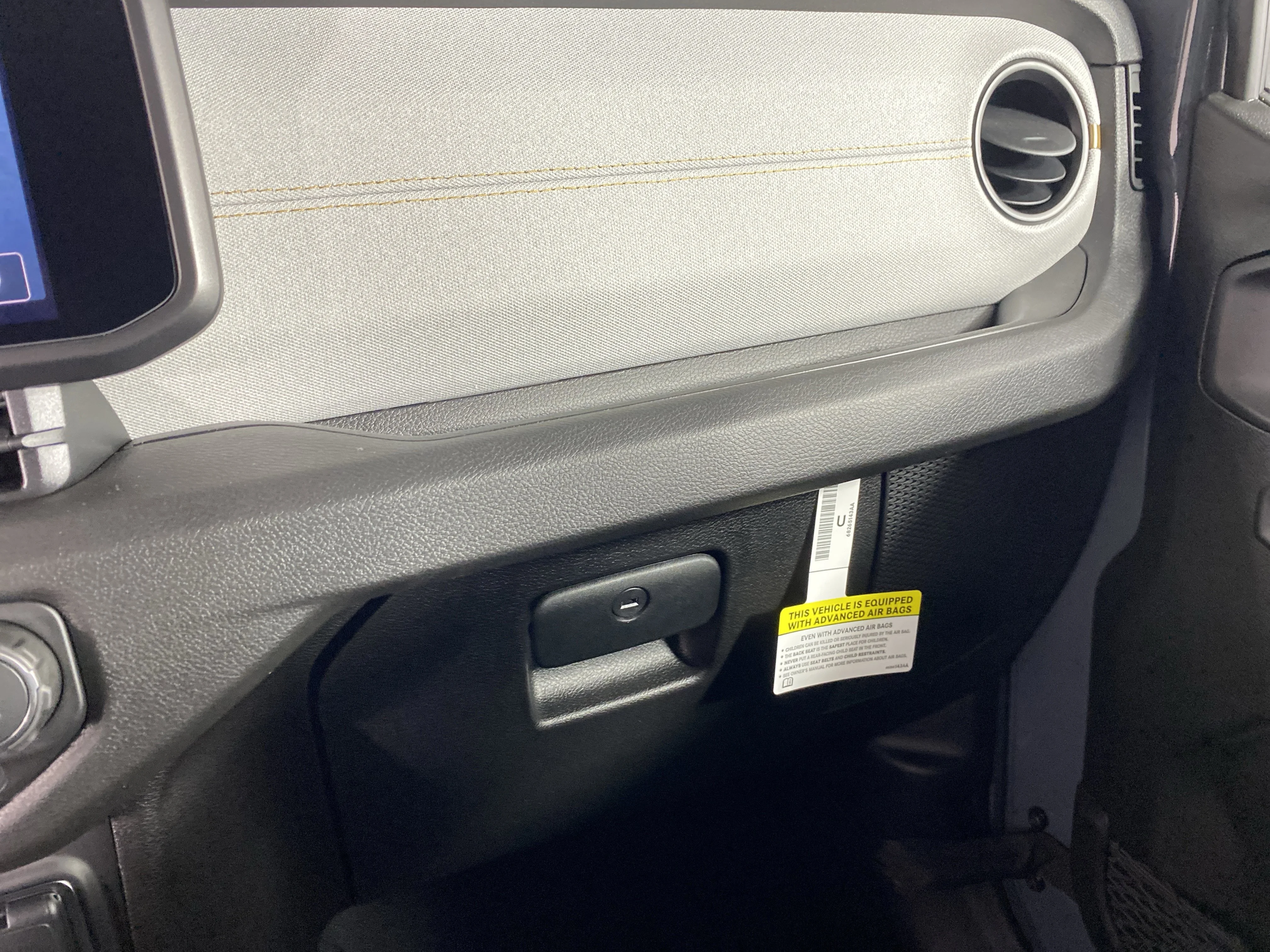 2026 Jeep Wrangler 2-Door Sport - Photo 27