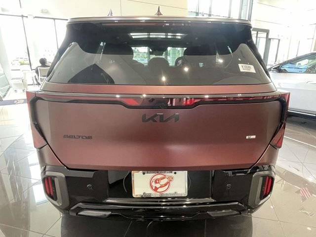 New 2027 Magma Red Matte Kia X-Line S image 3