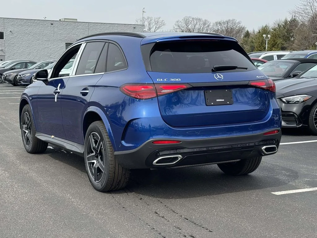 New 2026 Blue Mercedes-Benz GLC 300 image 8