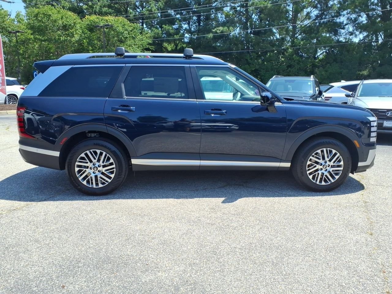 New 2026 Classy Blue Pearl Hyundai SEL Premium AWD image 5
