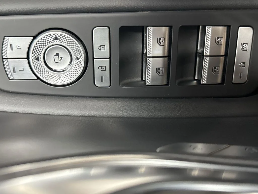 2025 GENESIS GV80 Standard - Photo 13