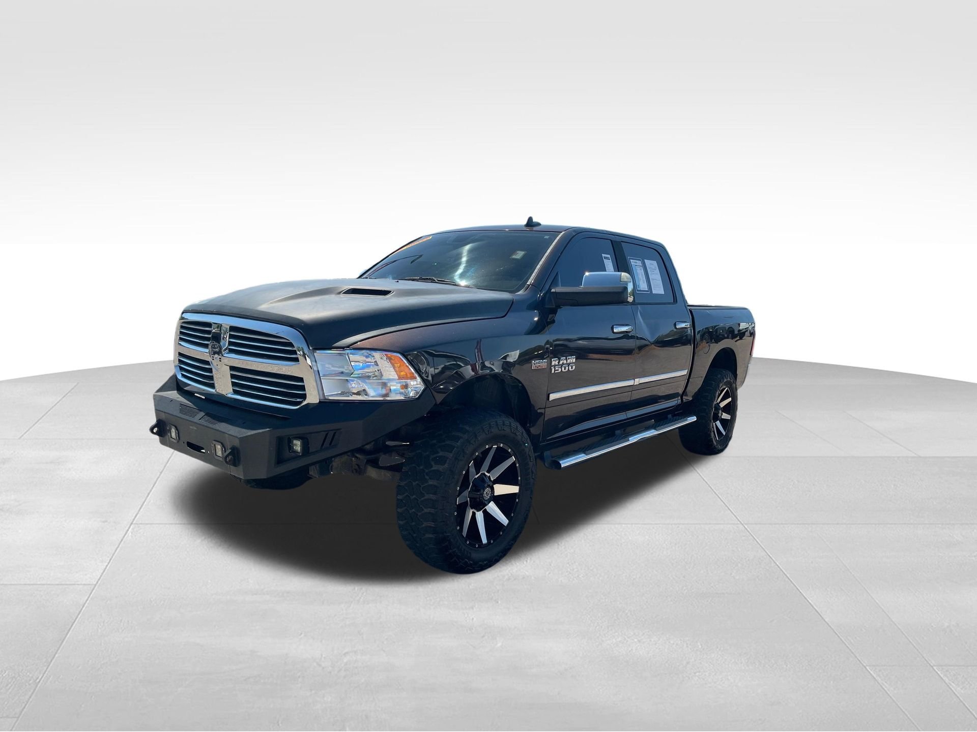 2016 RAM 1500 Lone Star Crew Cab 5'7's photo