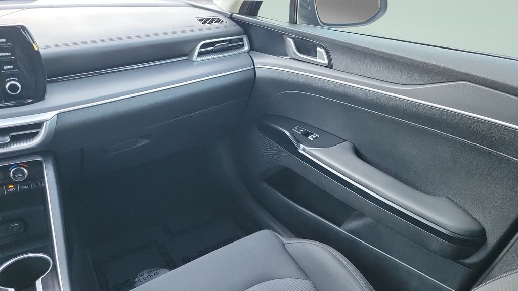 Used 2021 Gray Kia LXS image 13
