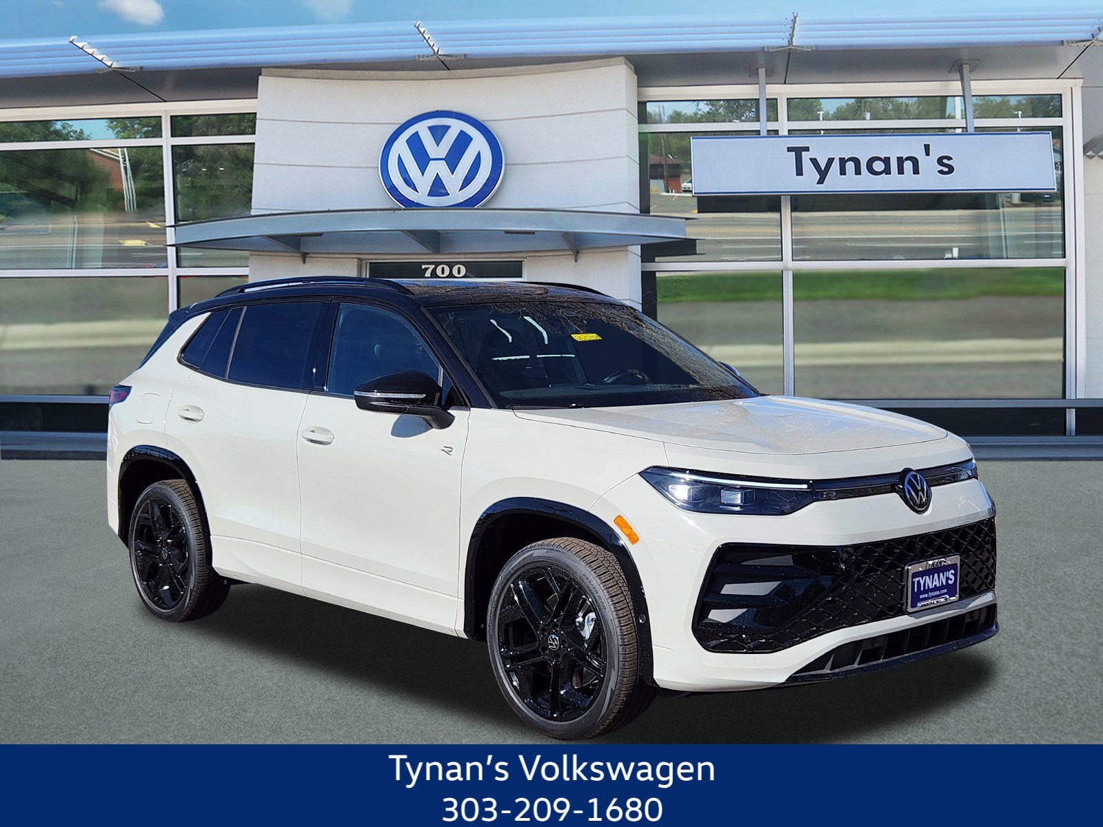 2026 Volkswagen Tiguan SE R-LINE BLACK