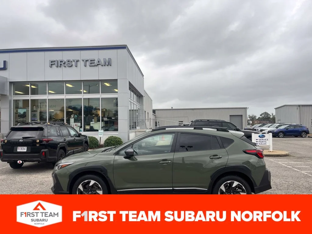 Used 2025 Green Subaru Limited image 1