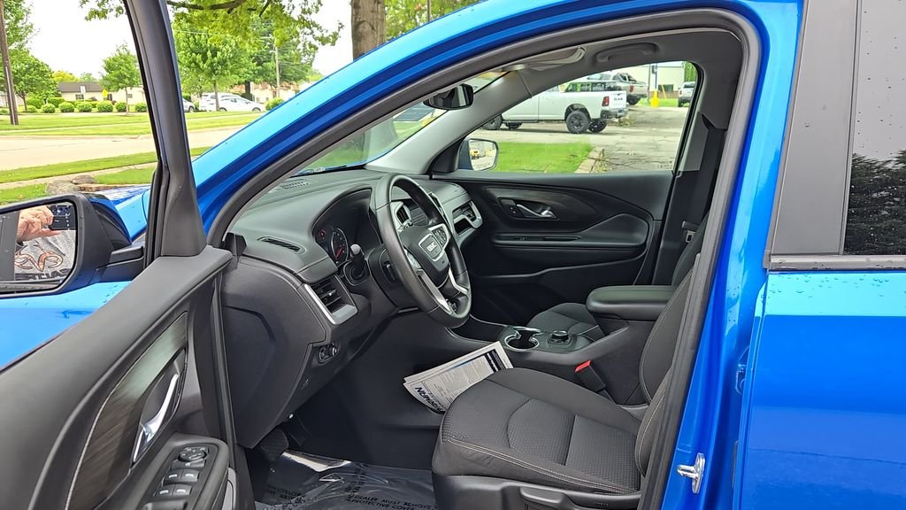 Used 2024 Blue GMC SLE image 6