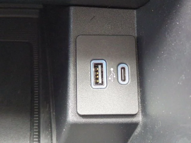 Used 2021 Red Ford SEL image 21