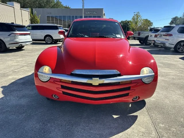 Used 2005 Red Chevrolet Base image 9