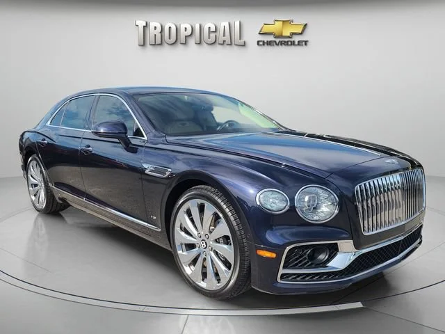 Used 2021 Blue Bentley V8 image 6