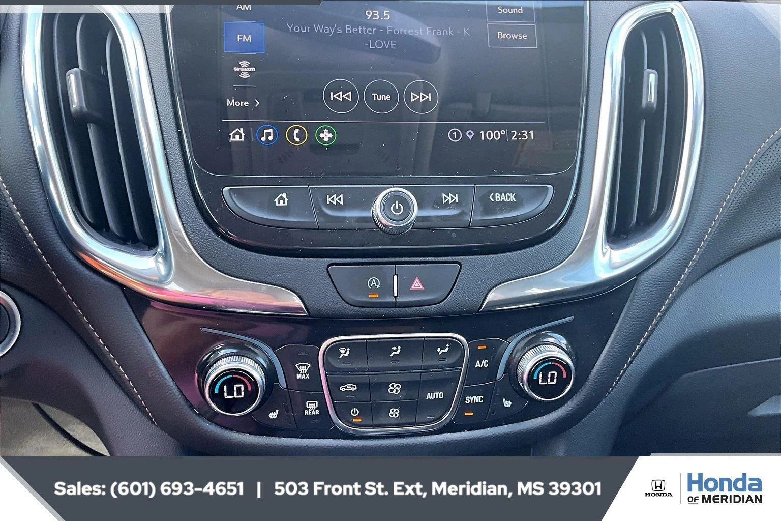 Used 2023 Summit White Chevrolet Premier image 22