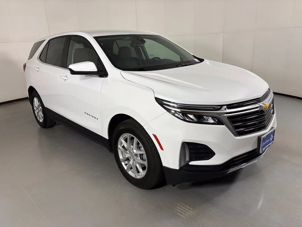 Used 2024 White Chevrolet LT image 2