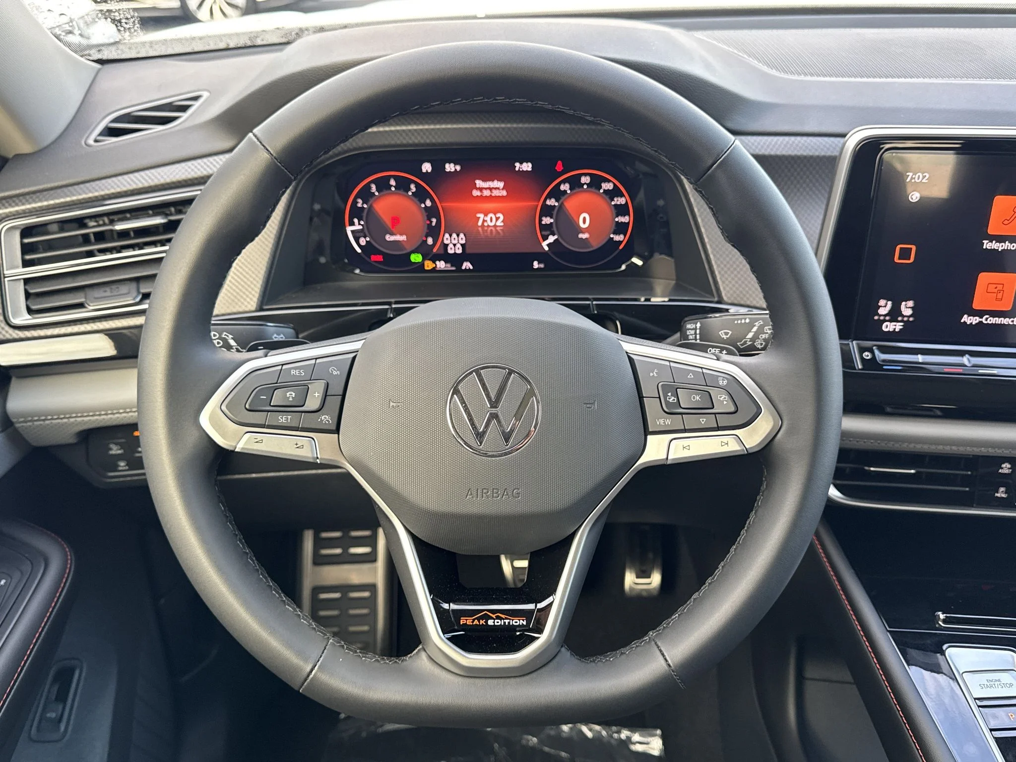 New 2026 Opal White Pearl Volkswagen 2.0T Peak Edition image 18