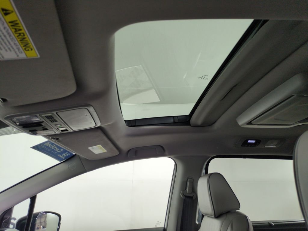 2024 Honda Odyssey Elite - Photo 24