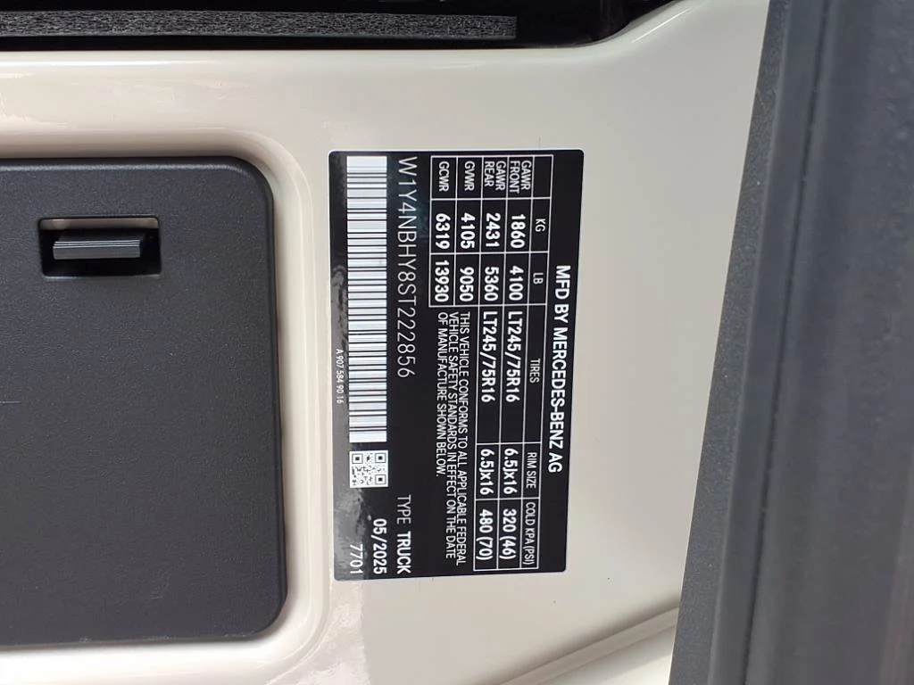 New 2025 Pebble Gray Mercedes-Benz  image 28
