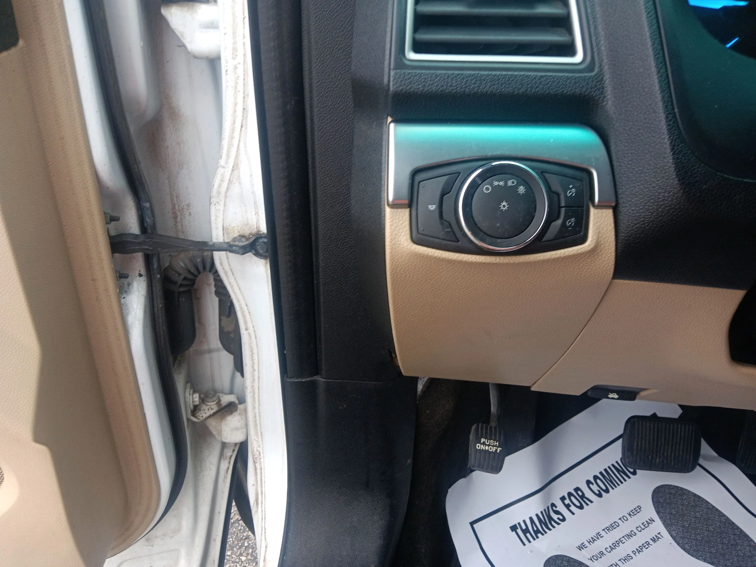 Used 2016 White Ford Base FWD image 15