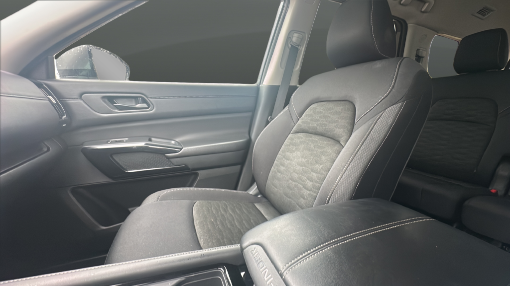 Used 2025 Gun Metallic Nissan SV image 22