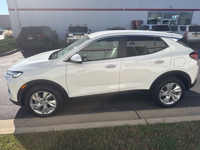 Used 2024 White Buick Preferred image 4