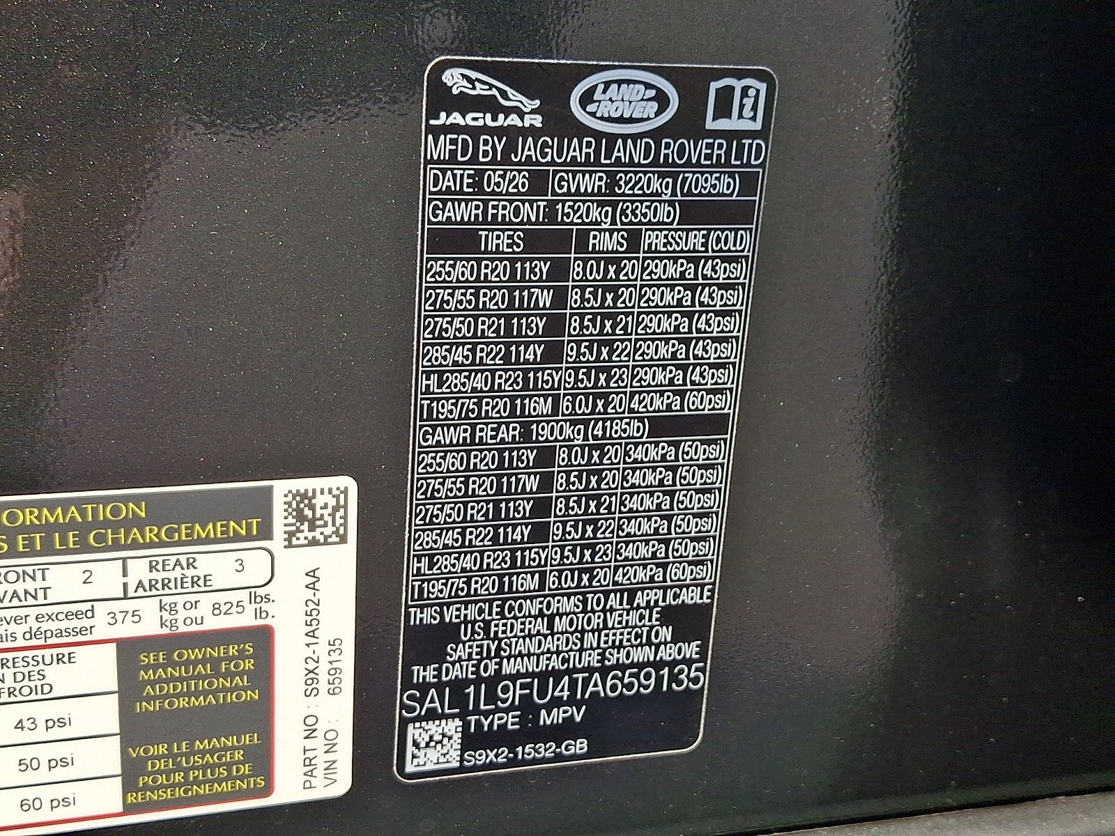 New 2026 Carpathian Grey LAND ROVER Dynamic SE image 14