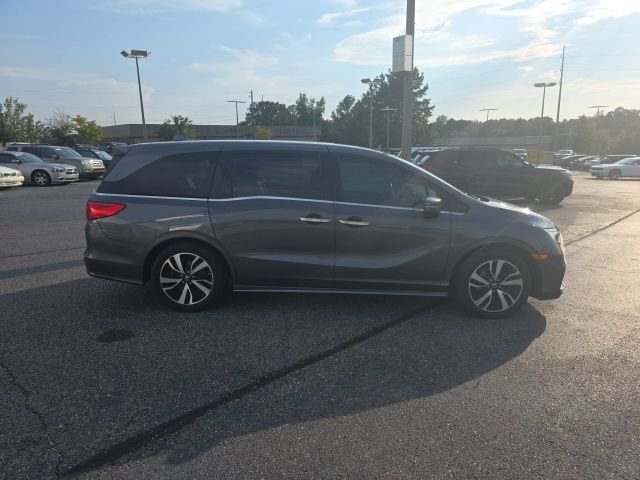 Used 2018 Gray Honda Elite image 2