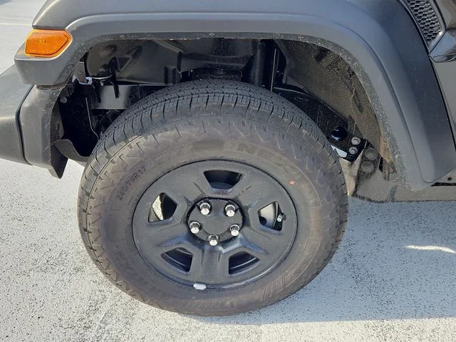 New 2026 Black Clear-Coat Exterior Paint Jeep Sport image 24