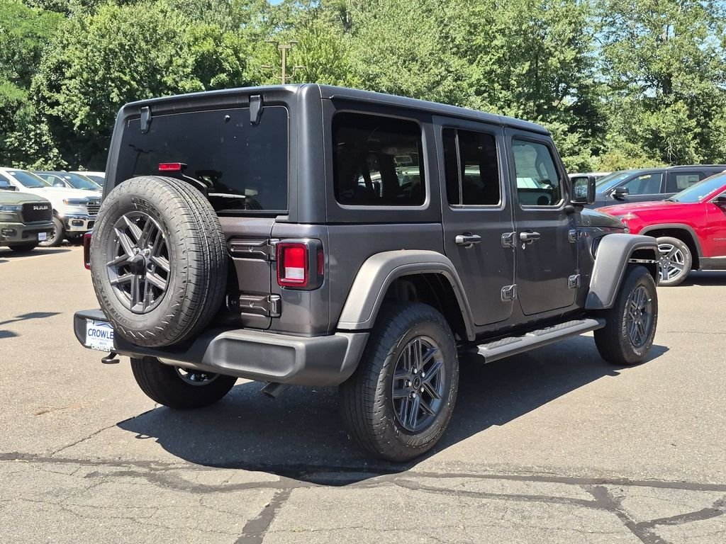 New 2026 Granite Crystal Metallic Clear-Coat Exterior Paint Jeep Sport S image 3