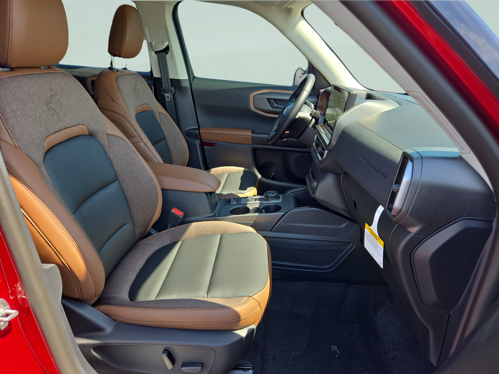 New 2026 Ruby Red Metallic Tinted Clearcoat Ford Outer Banks® image 27