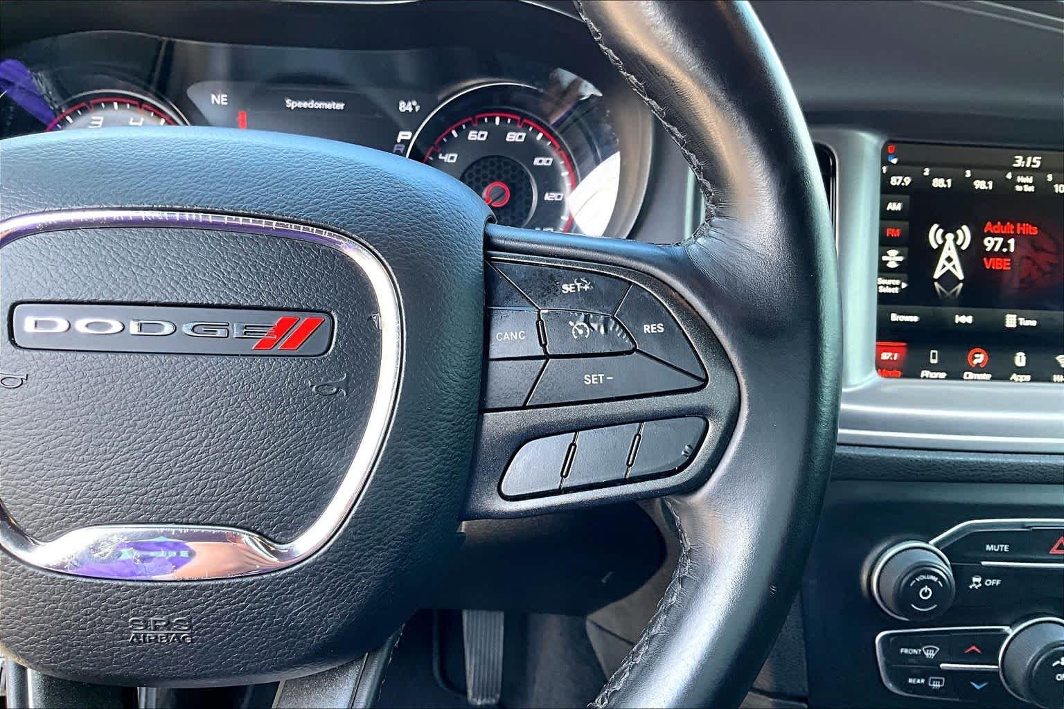 Used 2023 Granite Pearlcoat Dodge SXT image 27