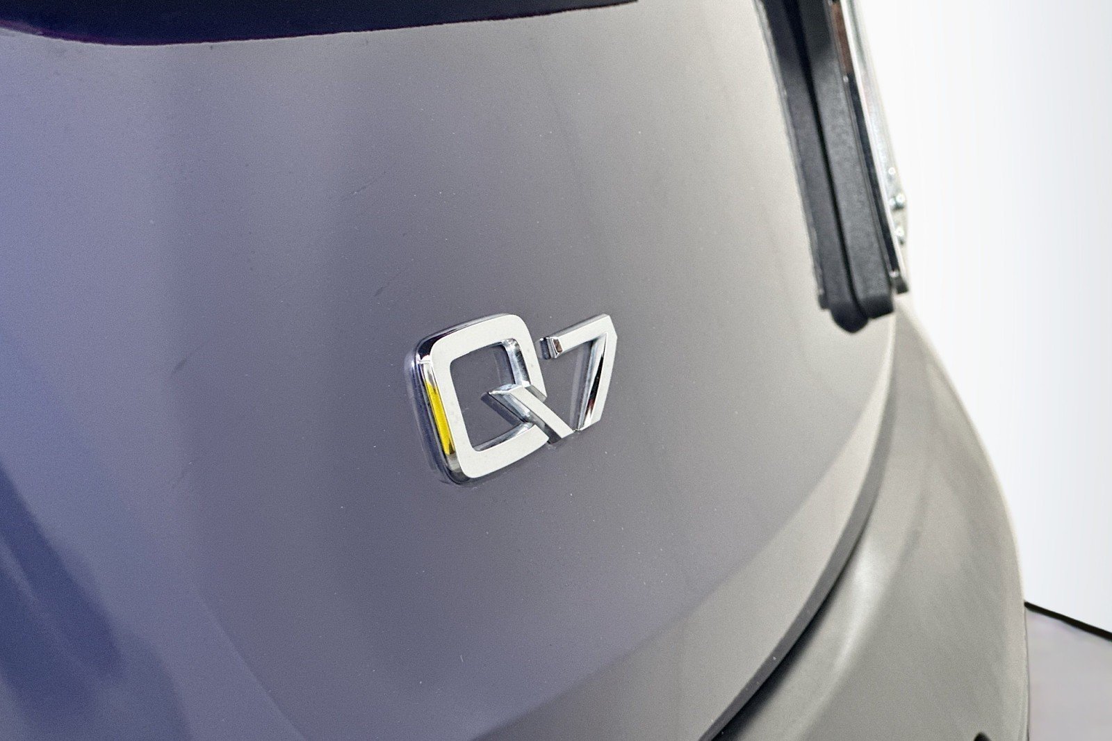 Used 2024 Navarra Blue Metallic Audi Premium Plus image 10