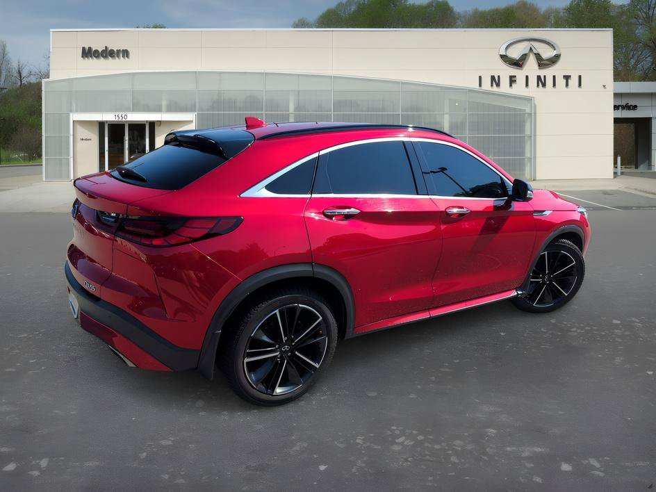 Used 2022 Dynamic Sunstone Red INFINITI ESSENTIAL image 4