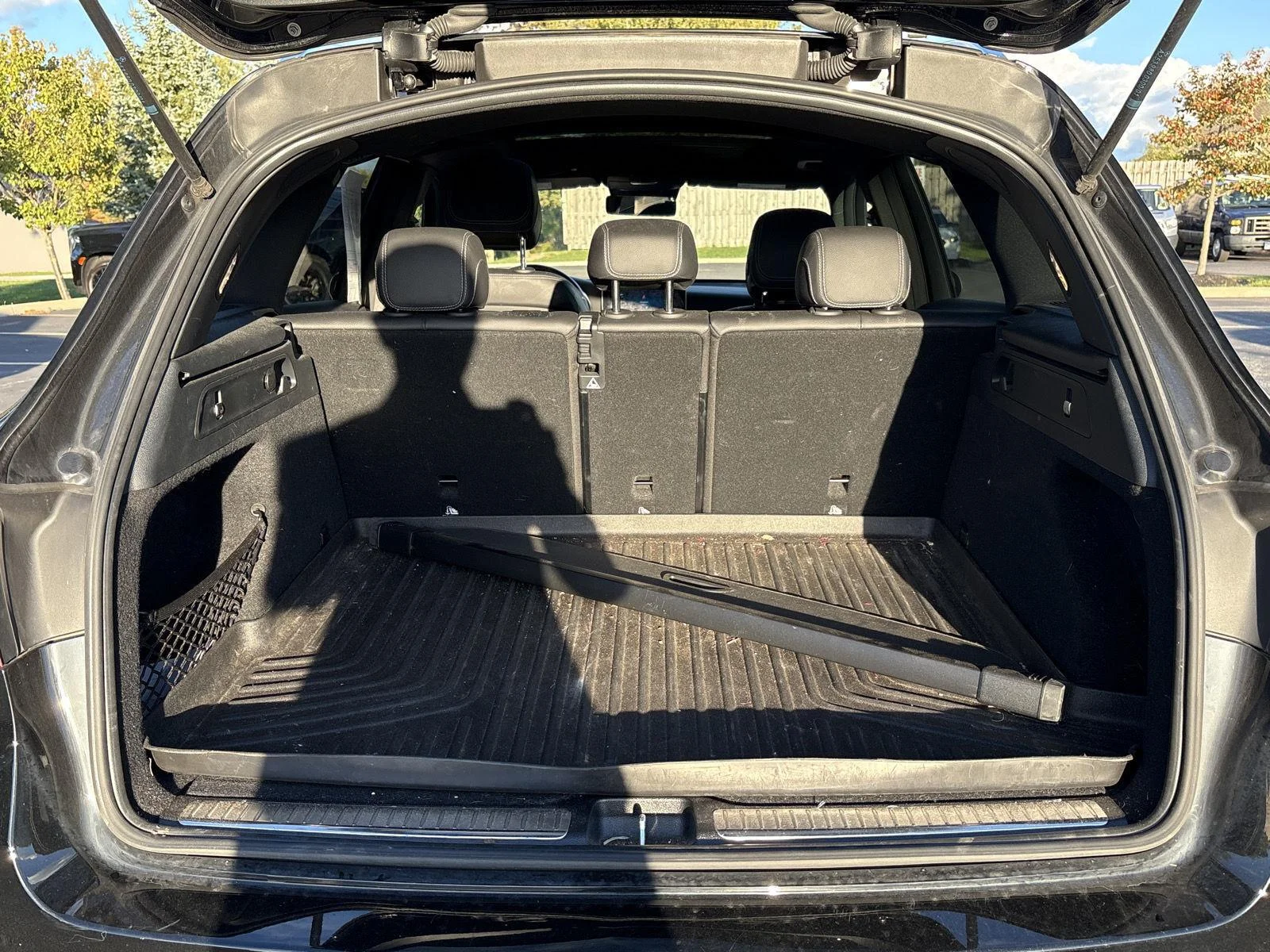 Used 2022 Black Mercedes-Benz GLC 300 image 19