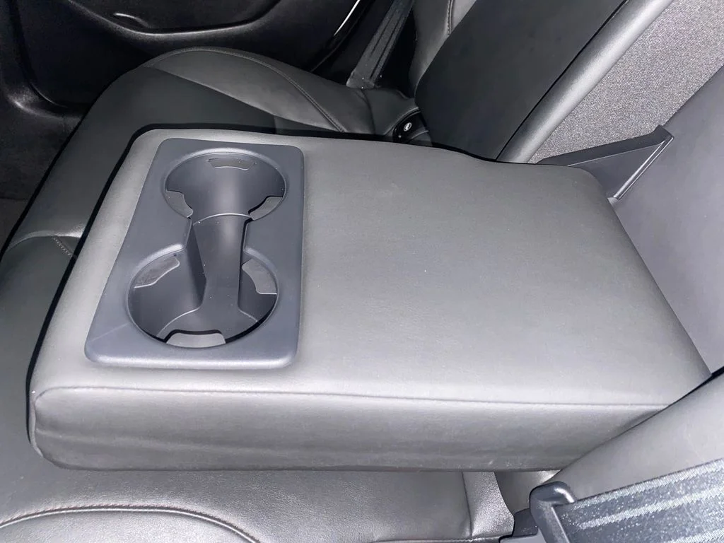 Used 2020 White Mazda Preferred image 13