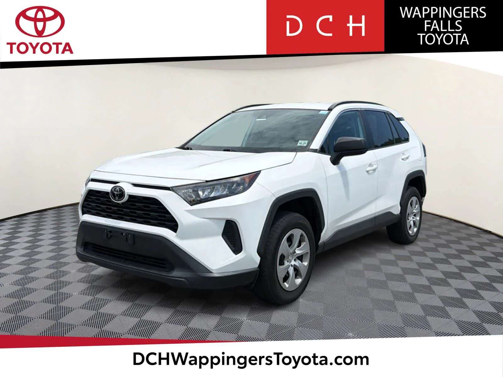 2020 Toyota RAV4 LE AWD's photo