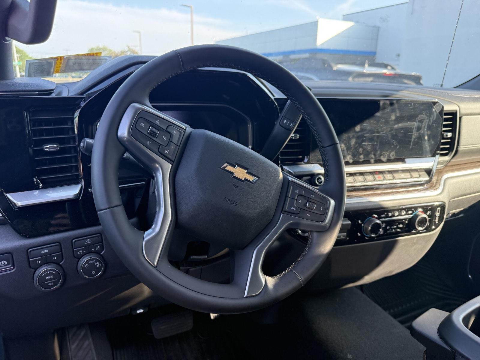 Used 2026 Cypress Gray Chevrolet LT image 5